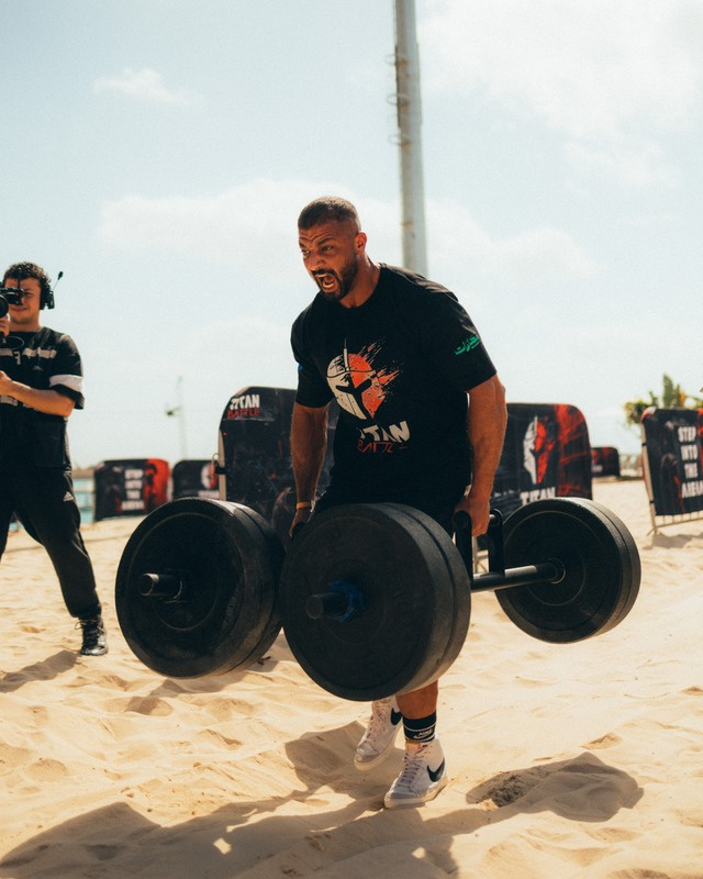 Titan Battle: Sand Trap